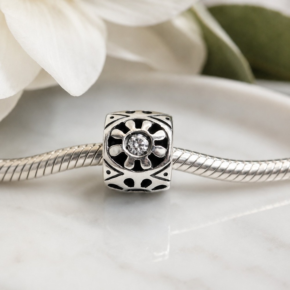 Chamilia Sunburst Sterling Silver Clear Swarovski Crystal Spacer Bead Charm‎ 925